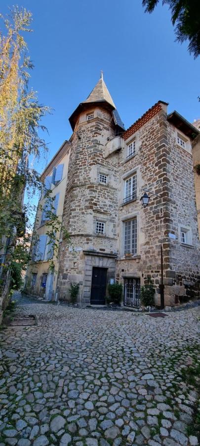Maison Au Loup - Superbe Ancien Hotel Particulier Du Xvie Siecle Au Coeur De La Vieille Ville Du Puy Le Puy-en-Velay Exterior foto